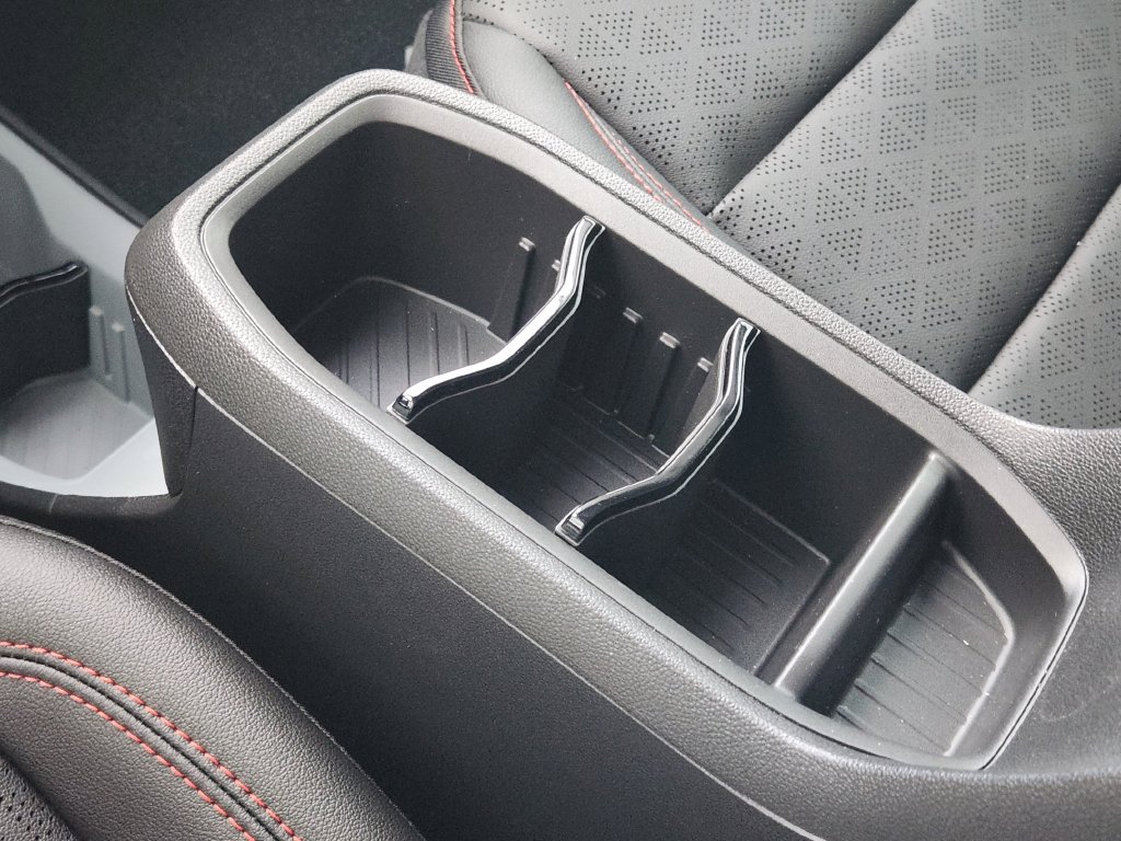 2027 Chevrolet Bolt RS - Photo 15