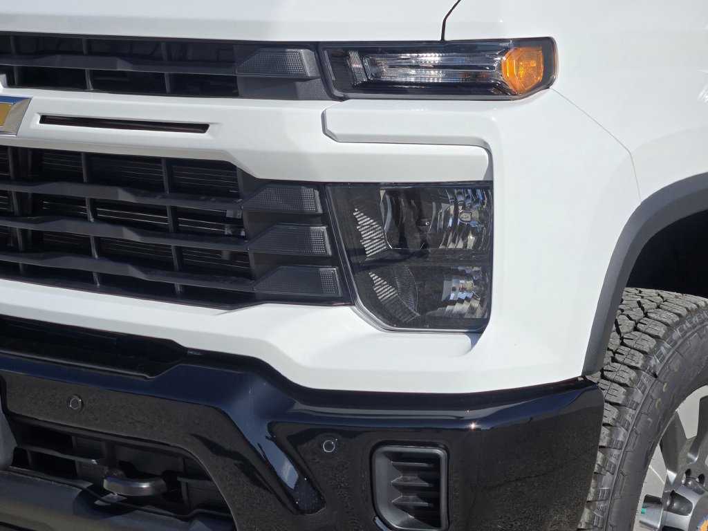 2026 Chevrolet Silverado 2500 HD Custom - Photo 7