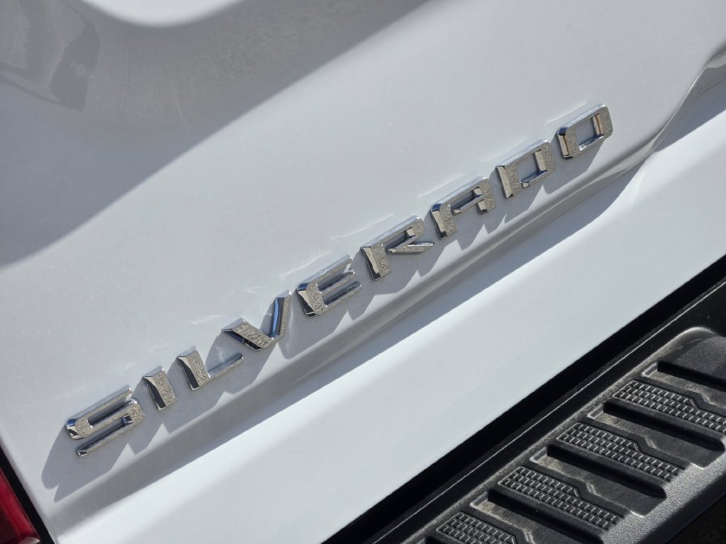 2026 Chevrolet Silverado 2500 HD Custom - Photo 9