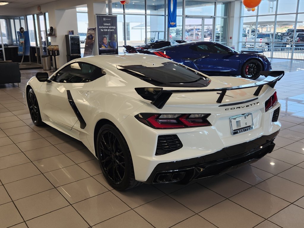 New 2027 Chevrolet Corvette Stingray Coupe