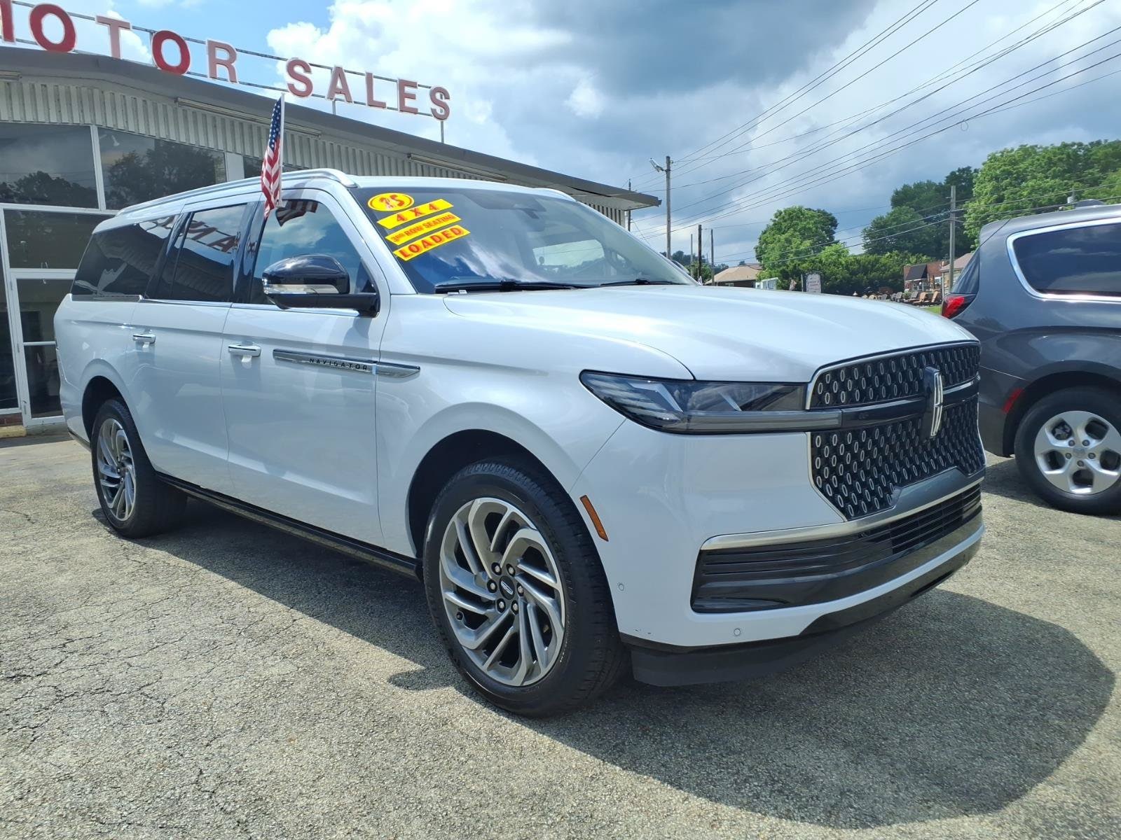 2025 Lincoln Navigator