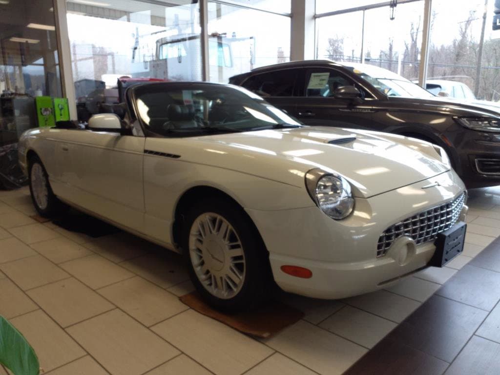2002 Ford Thunderbird