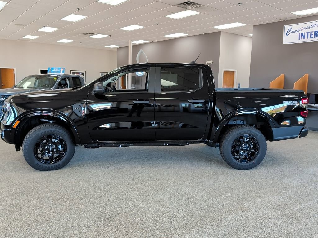 New 2025 Ford Ranger XLT XLT 4WD SuperCrew 5 Box