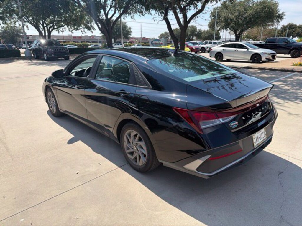 Used 2024 Hyundai Elantra SEL Sedan