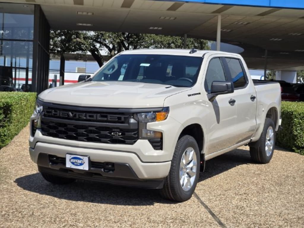 New 2026 Chevrolet Silverado 1500 Custom Truck Crew Cab