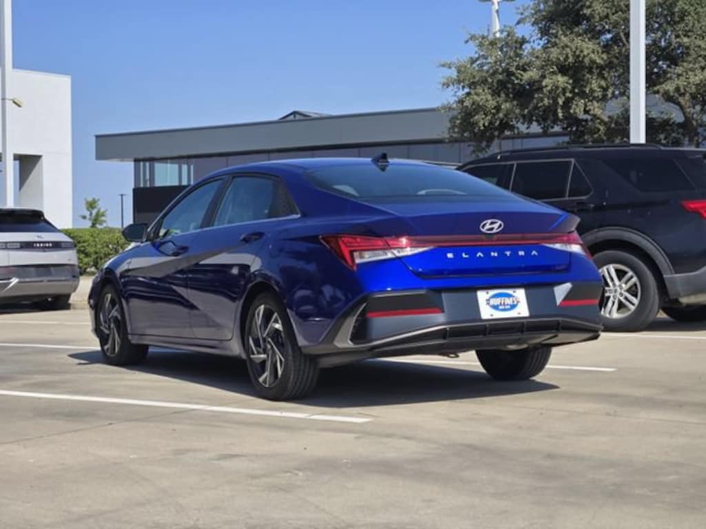 Used 2024 Hyundai Elantra SEL Sedan