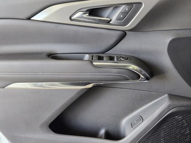 2026 Chevrolet Traverse LT - Photo 18
