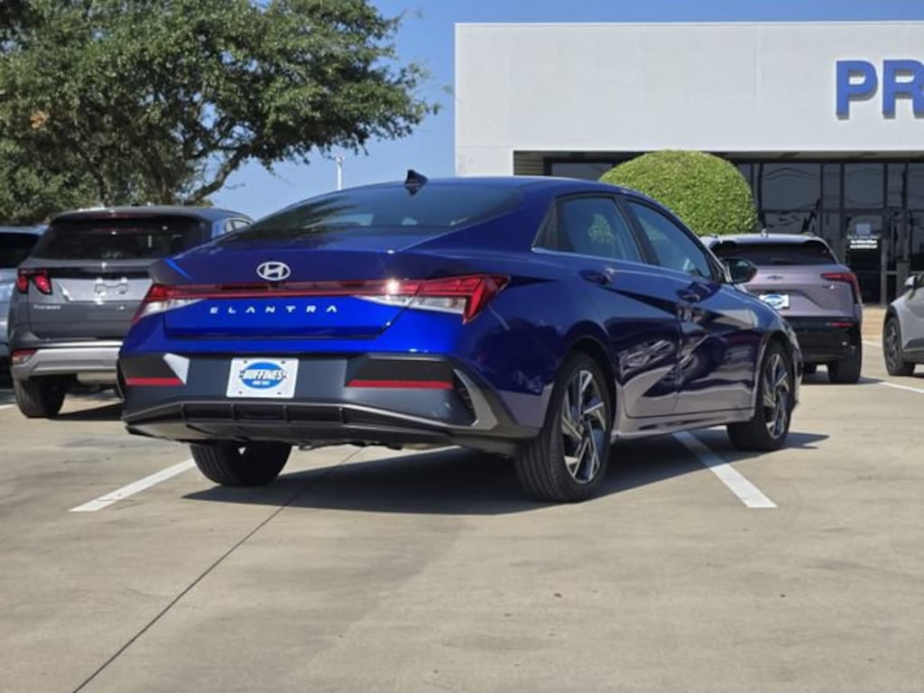 Used 2024 Hyundai Elantra SEL Sedan