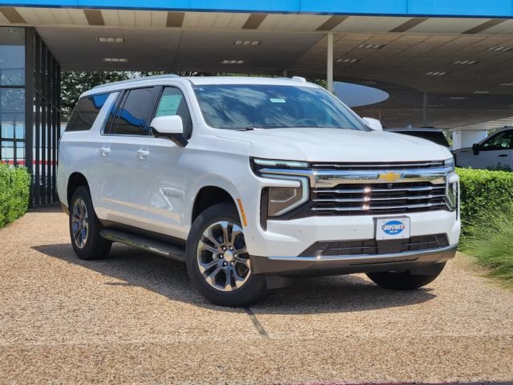 New 2026 Chevrolet Suburban LT SUV