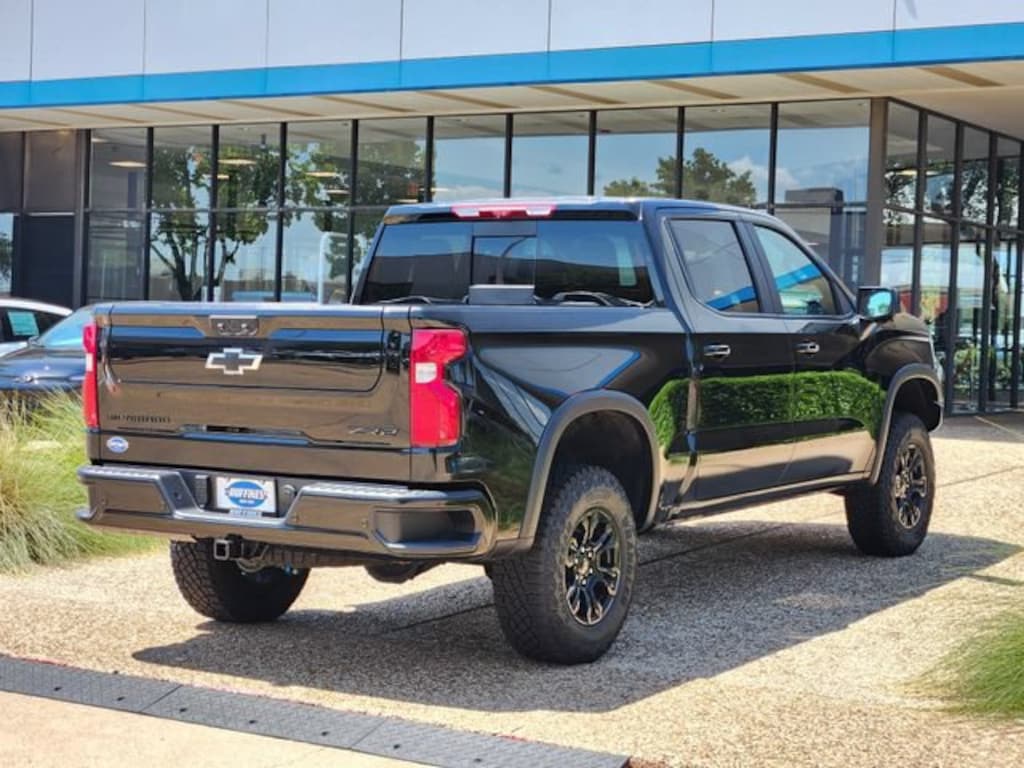 New 2026 Chevrolet Silverado 1500 ZR2 Truck Crew Cab