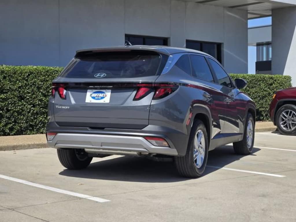 Used 2026 Hyundai Tucson SE SUV
