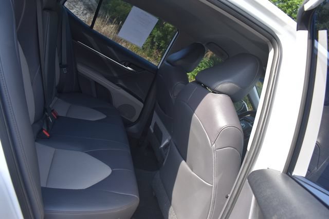 2020 Toyota Camry XLE - Photo 15
