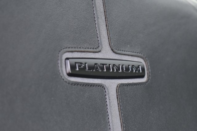 2023 Ford F-150 Platinum - Photo 19