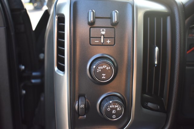 2018 Chevrolet Silverado 1500 LT Z71 - Photo 23
