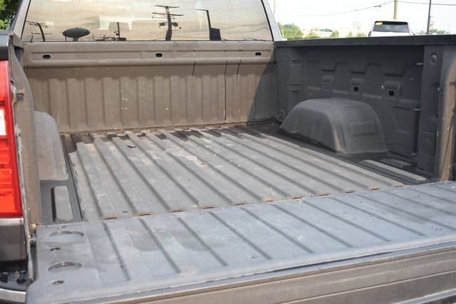2022 Chevrolet Silverado 1500 LT - Photo 19