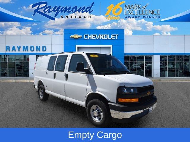 2025 Chevrolet Express Cargo