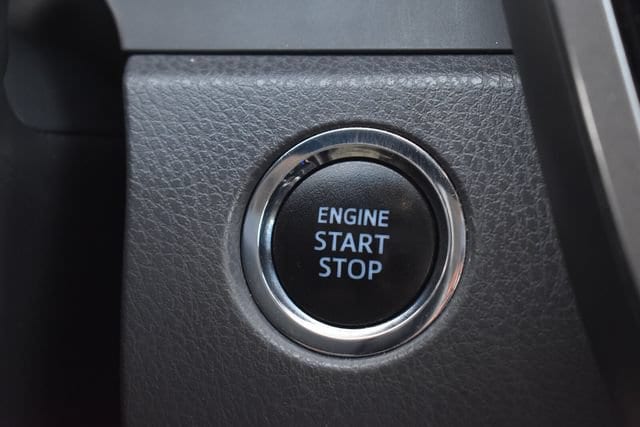 2020 Toyota Camry XLE - Photo 28
