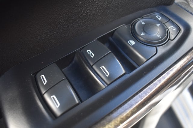 2019 Chevrolet Silverado 1500 RST - Photo 20