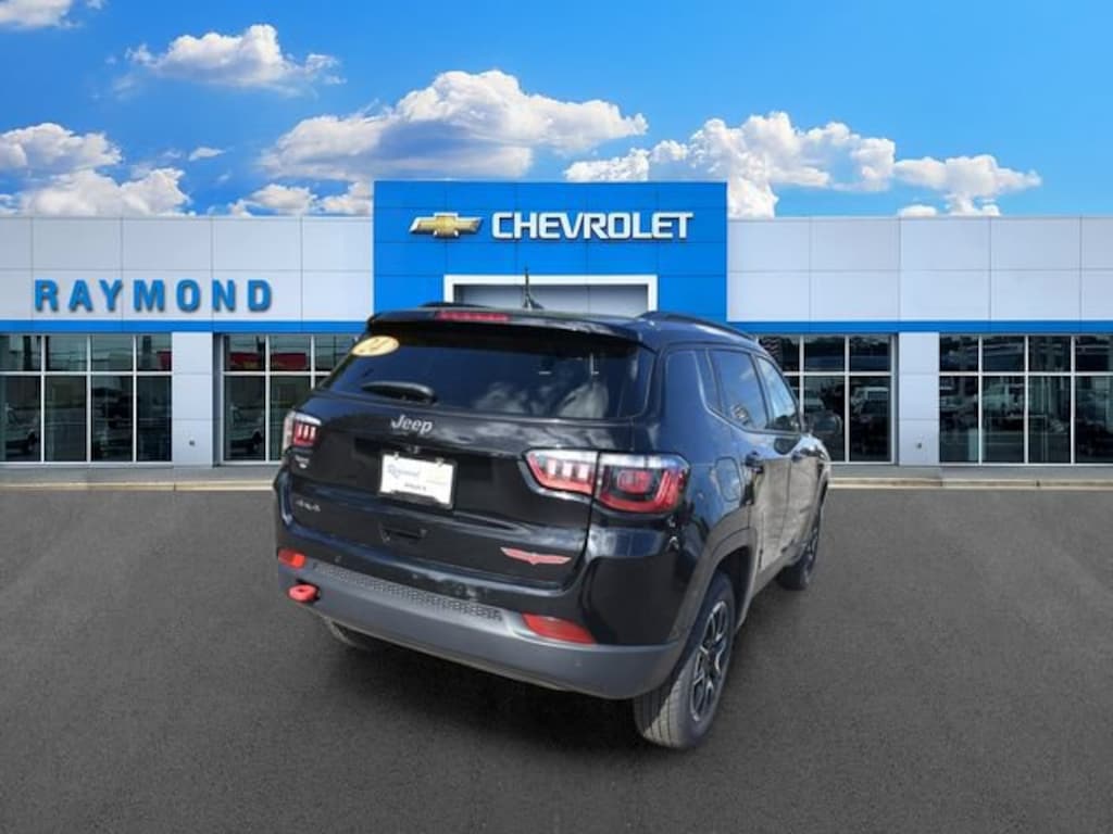 Used 2024 Jeep Compass Trailhawk 4x4 SUV