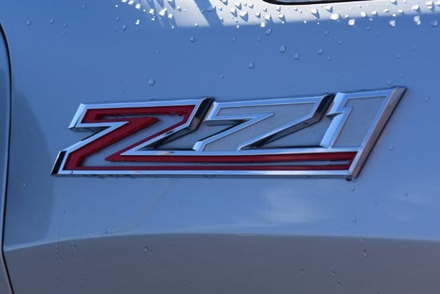 2019 Chevrolet Silverado 1500 RST - Photo 12