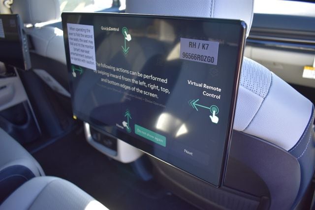2026 Kia Carnival SX Prestige - Photo 18