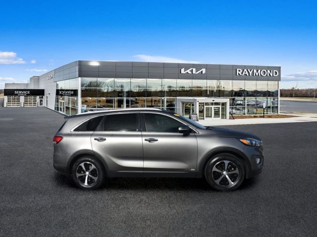 Used 2017 Kia Sorento EX SUV