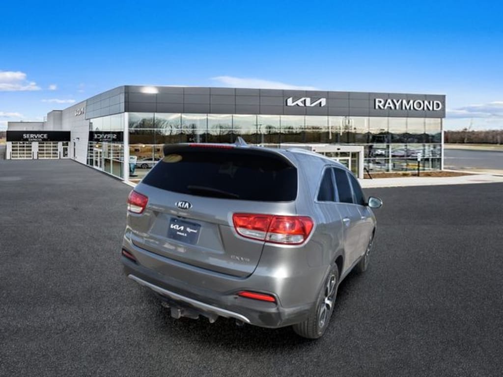 Used 2017 Kia Sorento EX SUV