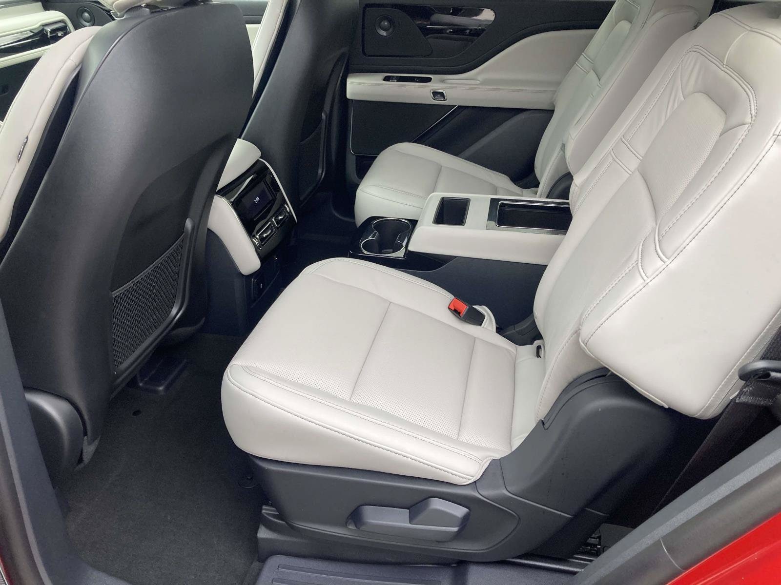 2026 Lincoln Aviator Reserve - Photo 17