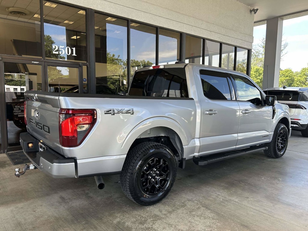 Used 2024 Ford F-150 XLT Truck SuperCrew Cab
