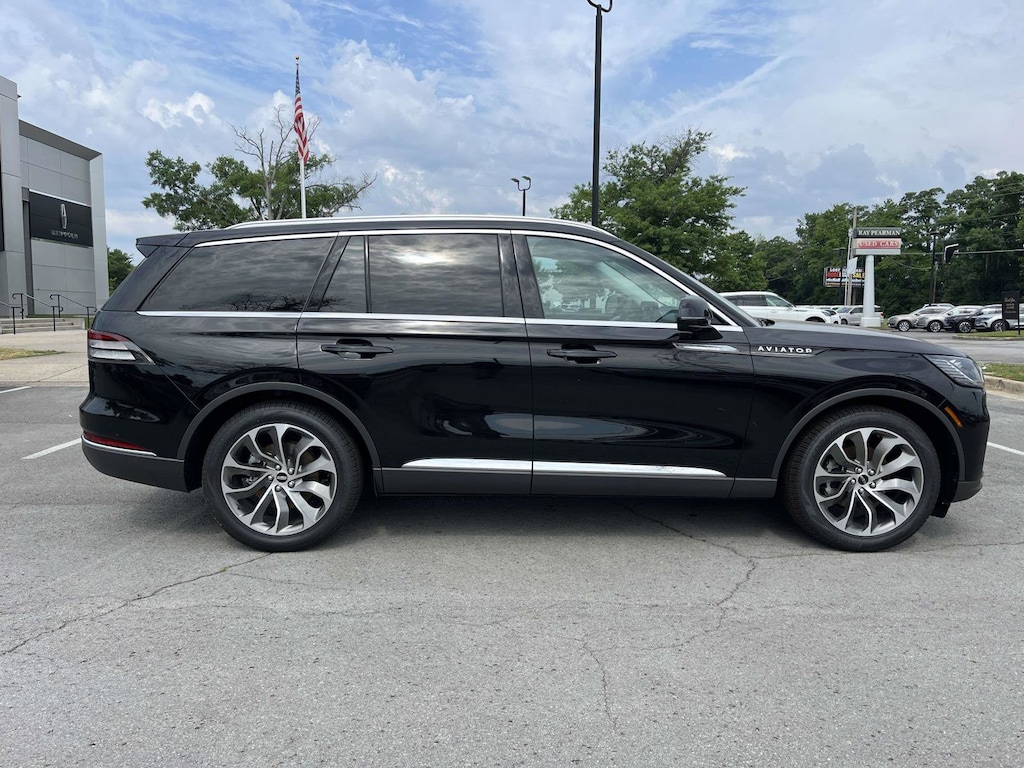 New 2026 Lincoln Aviator Premiere SUV