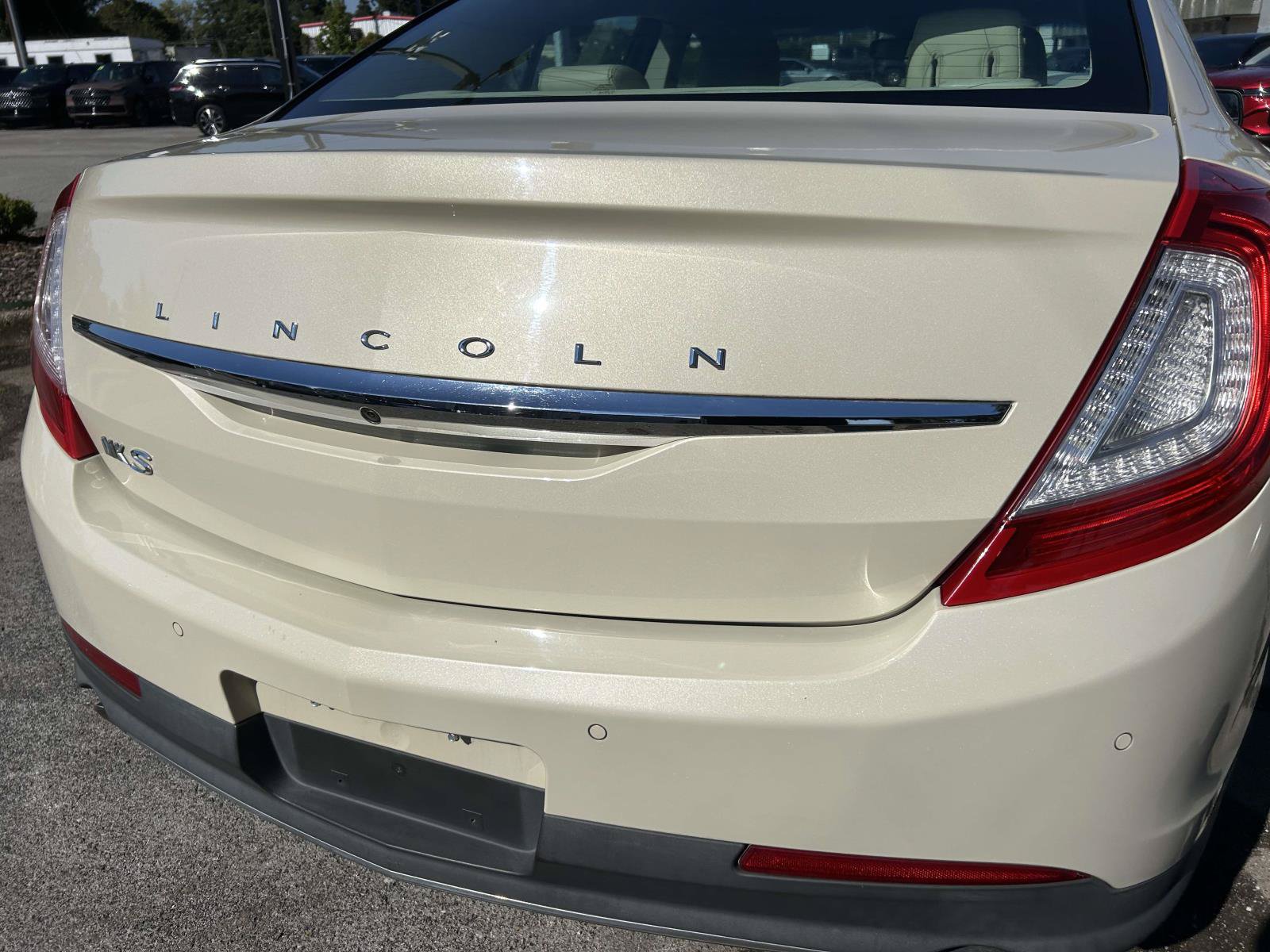 Used 2016 Lincoln MKS Sedan