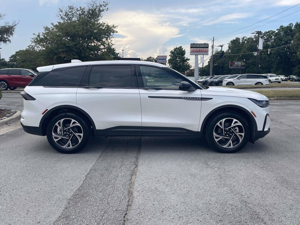 New 2026 Lincoln Nautilus Premiere SUV