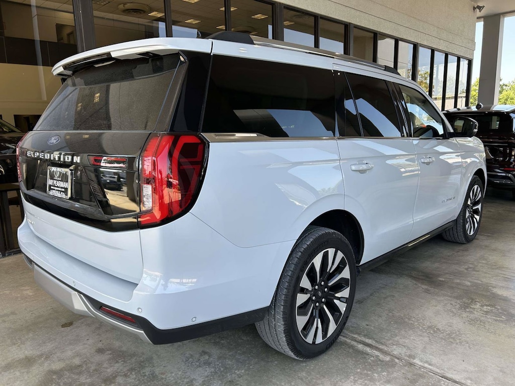 Used 2025 Ford Expedition Platinum SUV