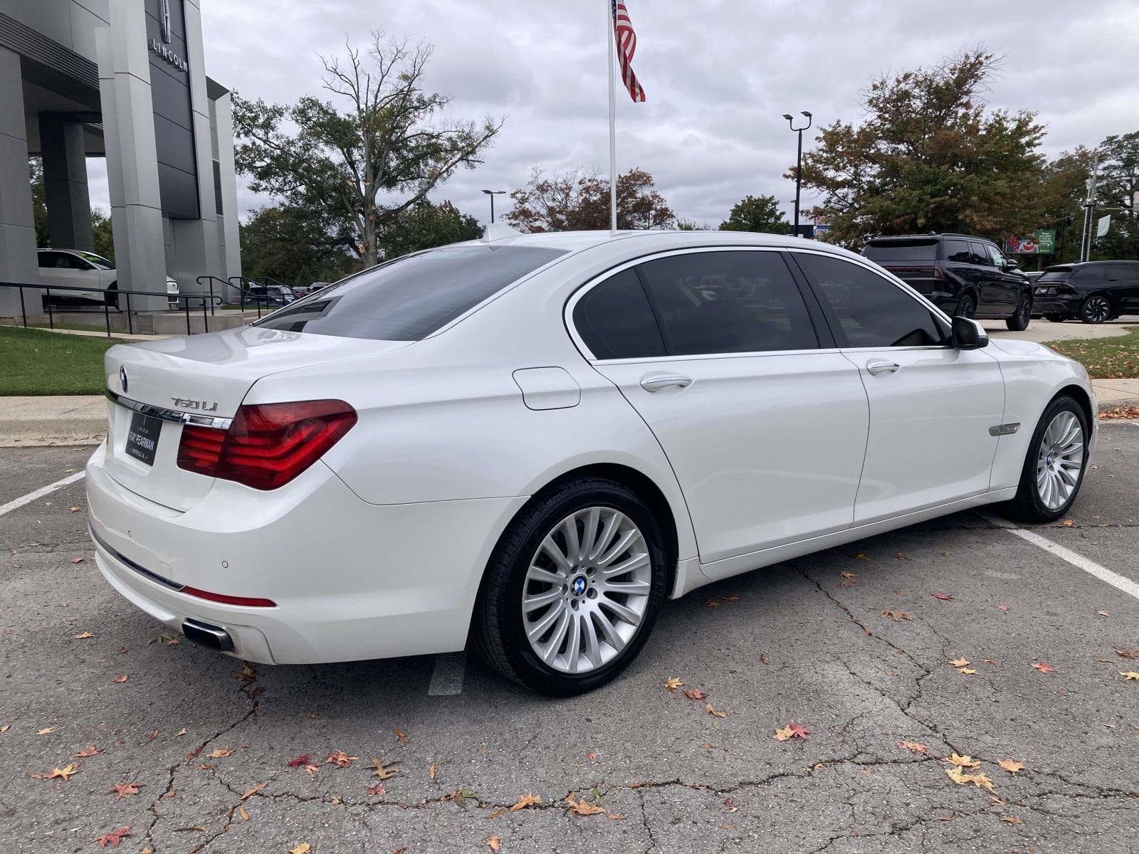 2013 BMW 7 Series 750i - Photo 3
