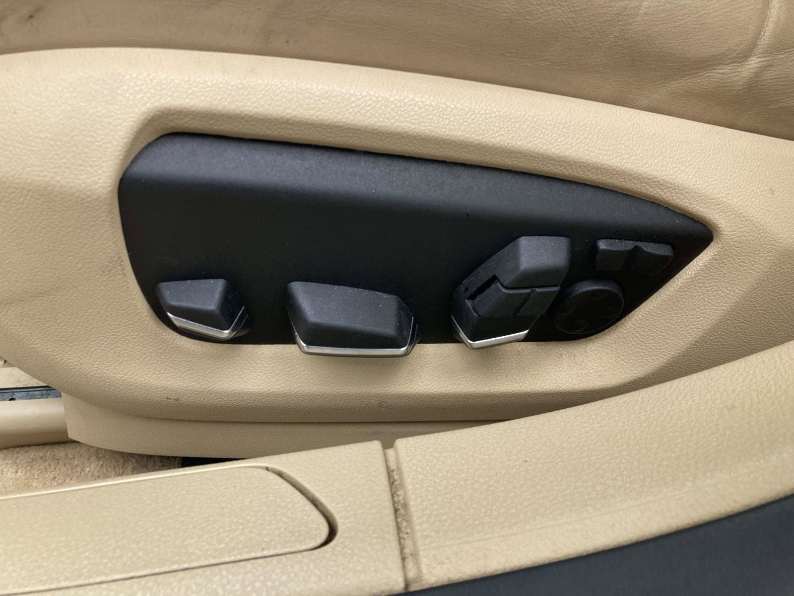 2013 BMW 7 Series 750i - Photo 22