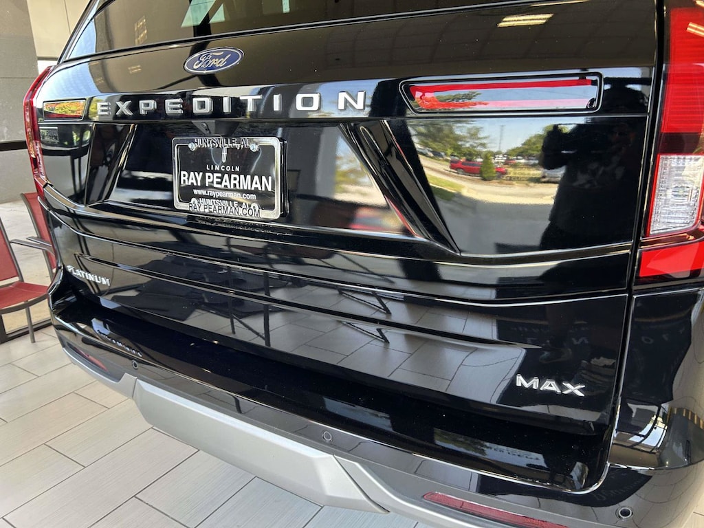Used 2025 Ford Expedition Max Platinum SUV