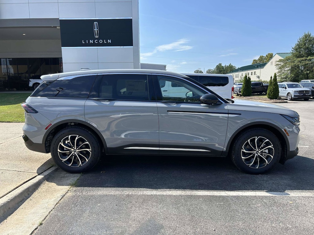 New 2026 Lincoln Nautilus Premiere SUV