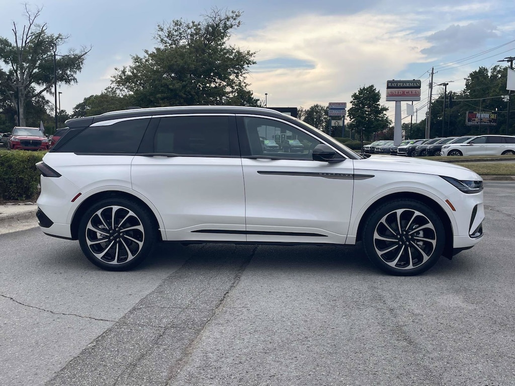 New 2026 Lincoln Nautilus Black Label SUV