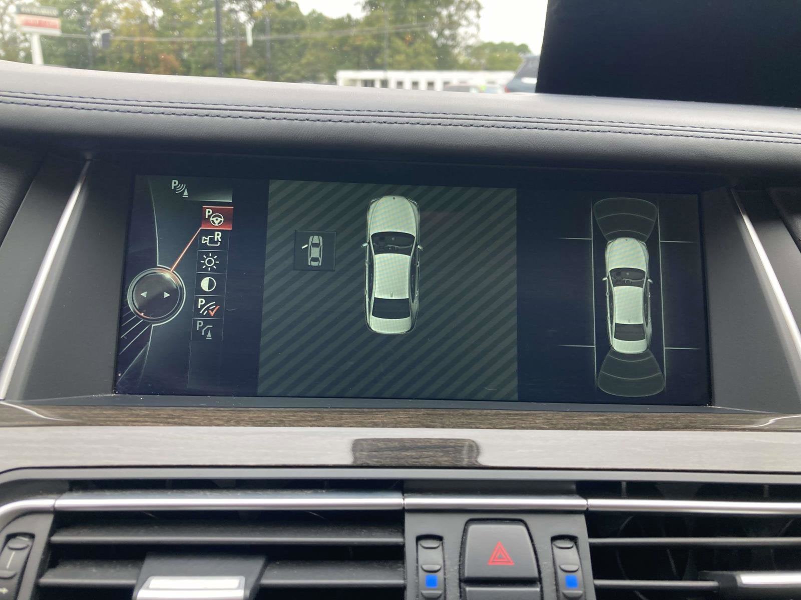 2013 BMW 7 Series 750i - Photo 25