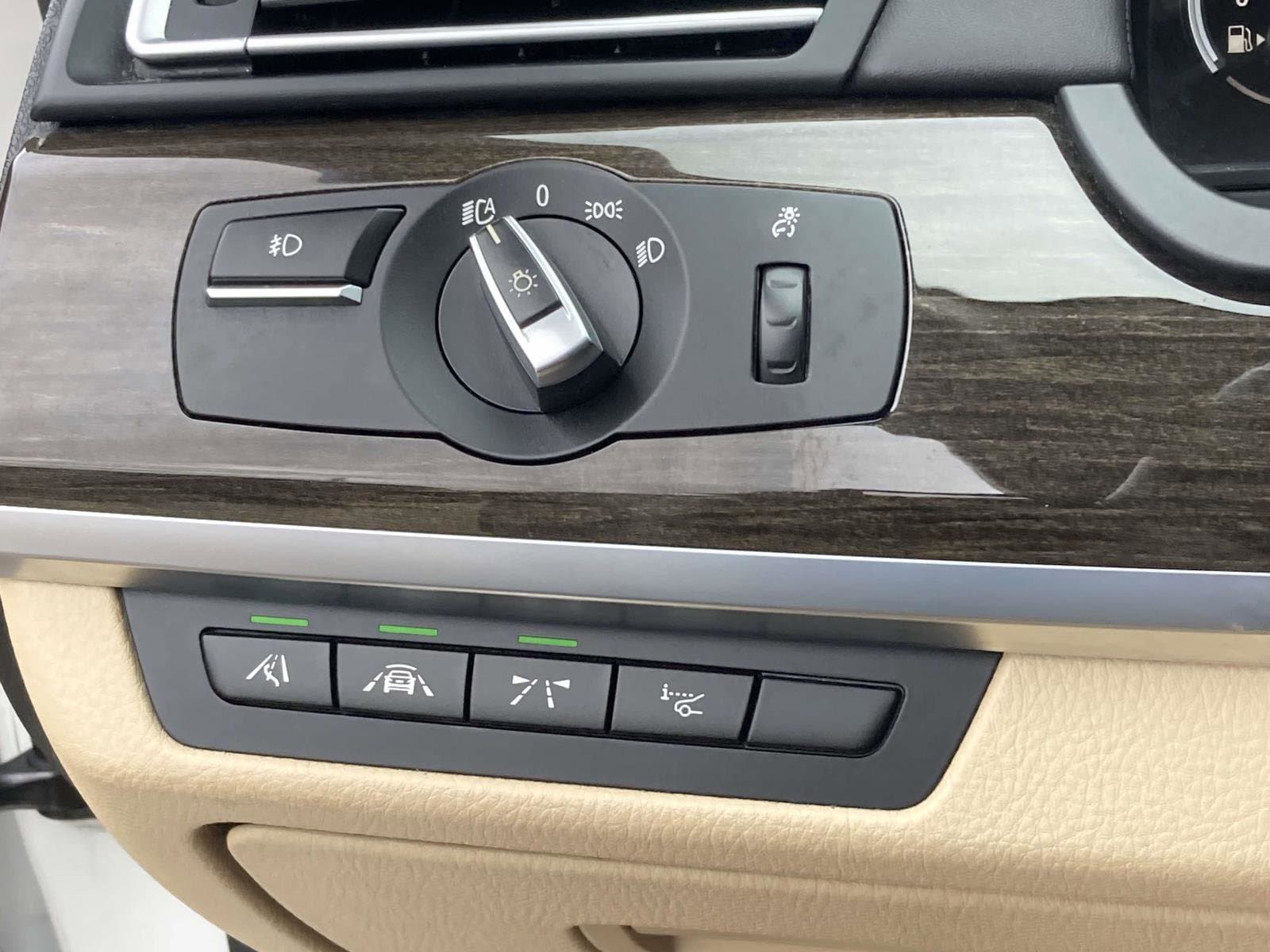 2013 BMW 7 Series 750i - Photo 31