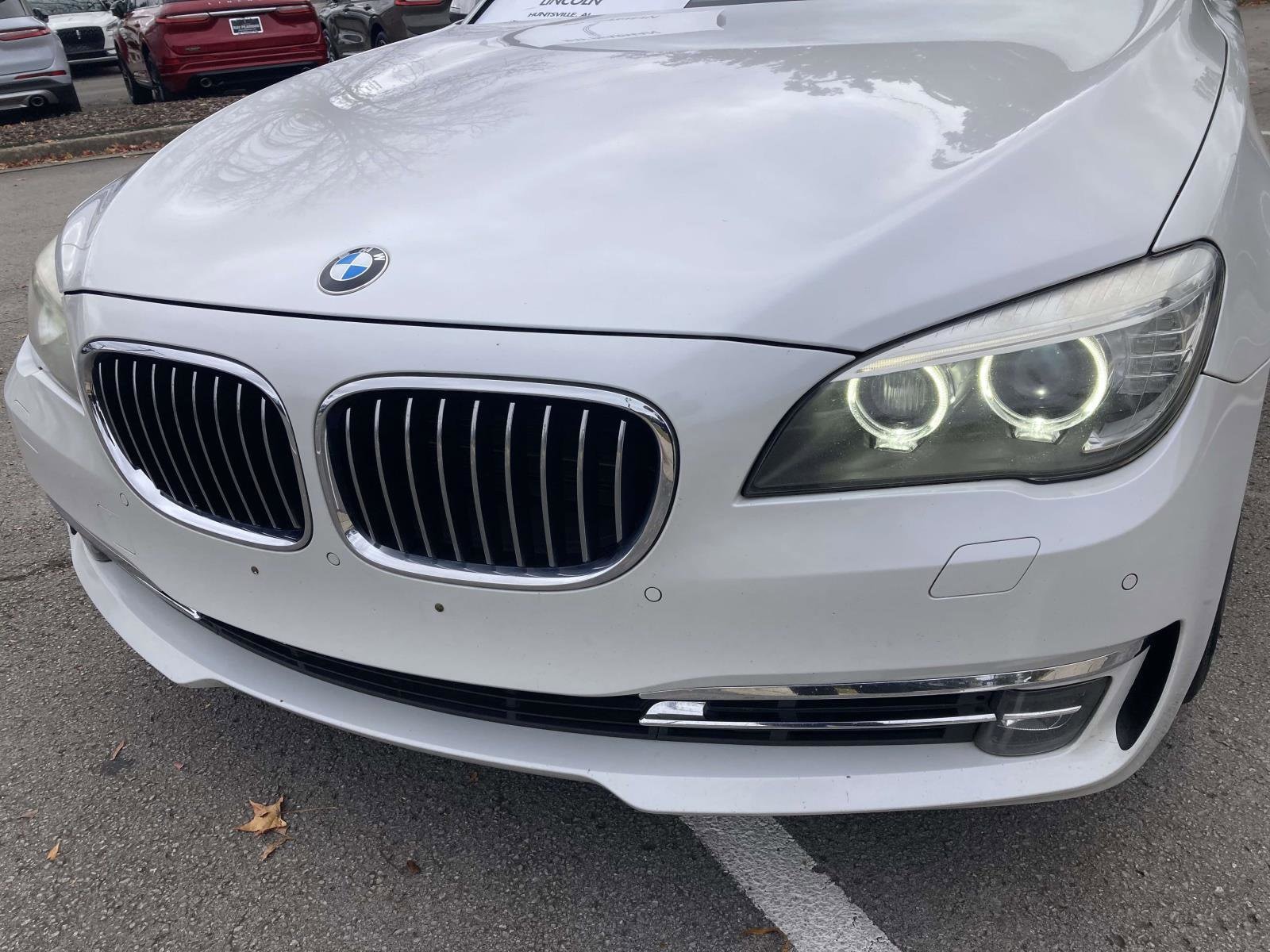 2013 BMW 7 Series 750i - Photo 11