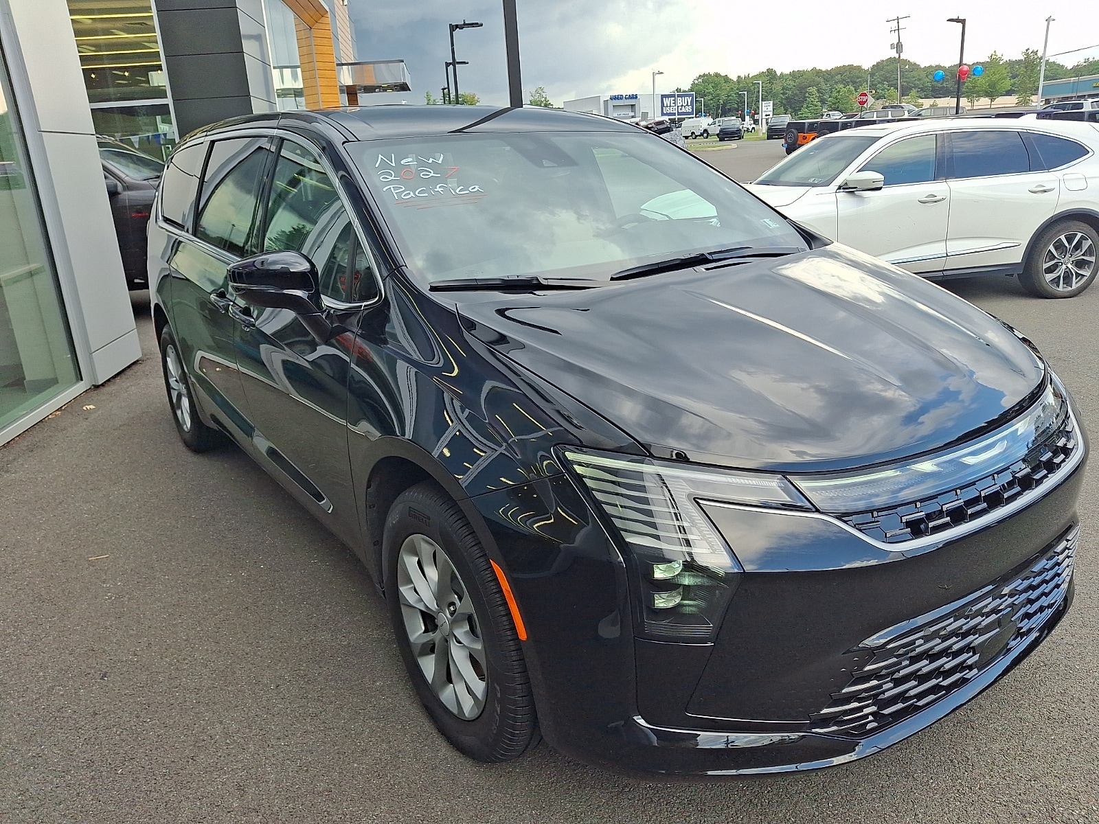 2027 Chrysler Pacifica Select