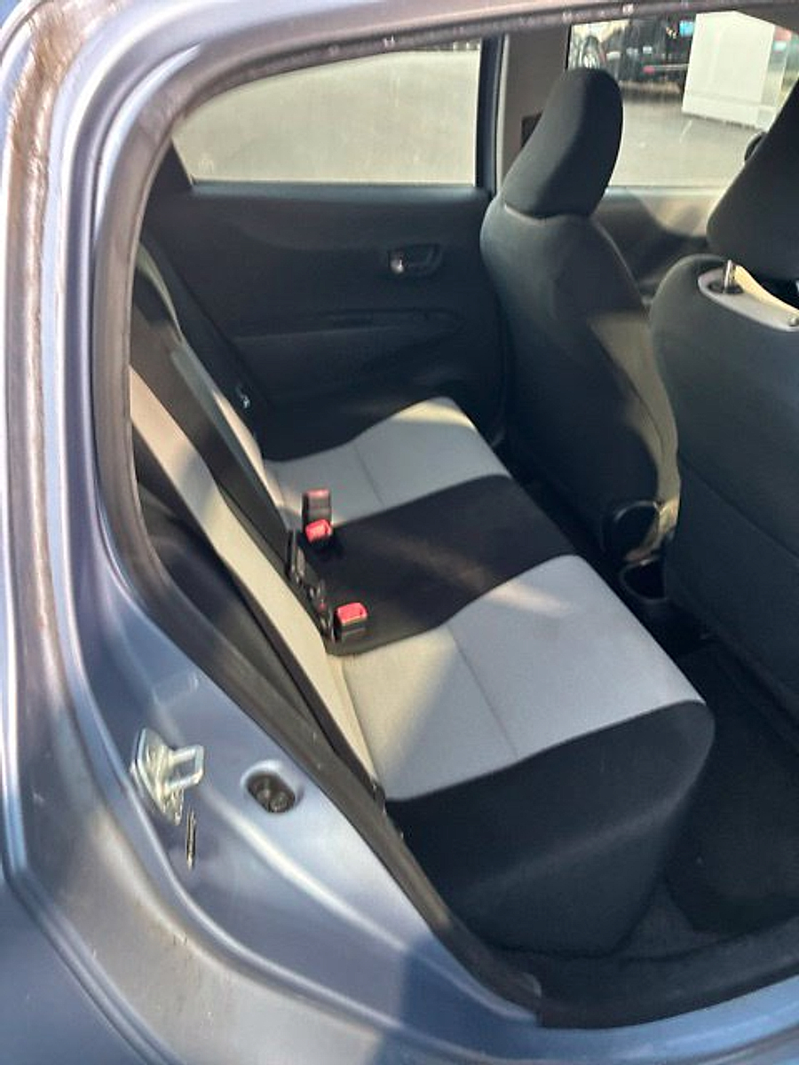 Used 2014 Toyota Yaris 5DR Liftback