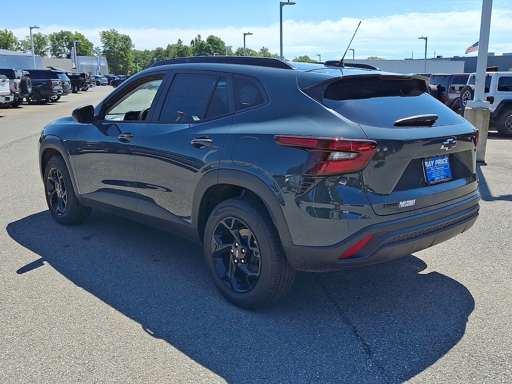 New 2026 Chevrolet Trax LT SUV
