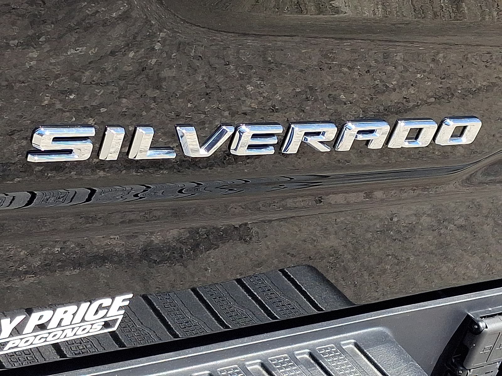 2026 Chevrolet Silverado 1500 LTZ - Photo 19