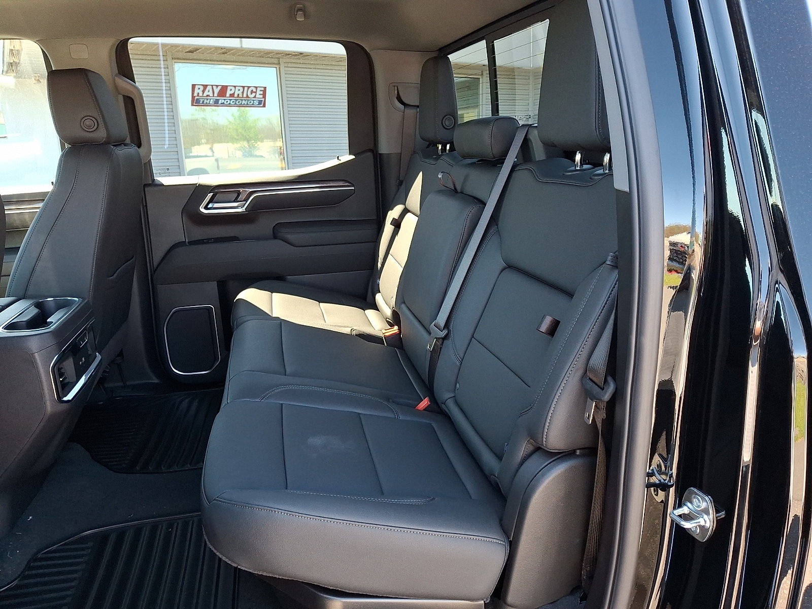 2026 Chevrolet Silverado 1500 LTZ - Photo 6