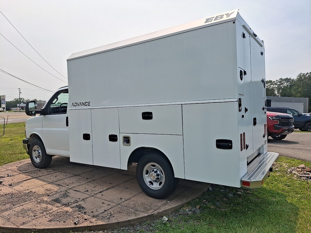 New 2026 Chevrolet Express Cutaway 3500 1WT Cutaway Van