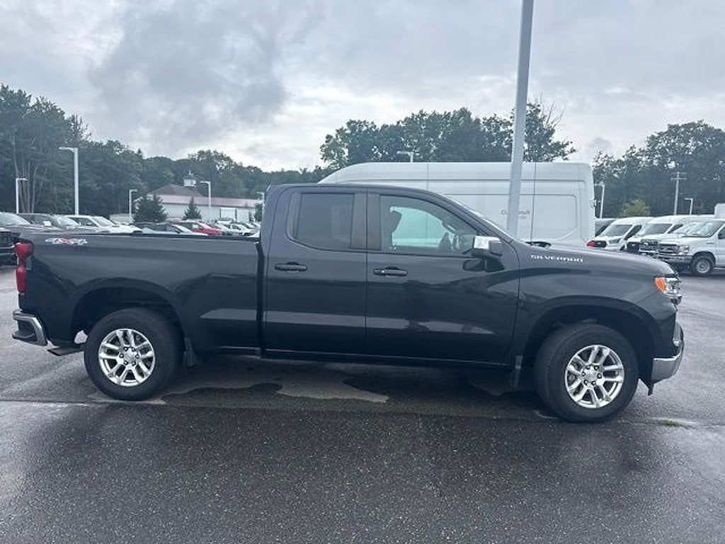 Used 2023 Chevrolet Silverado 1500 LT Truck