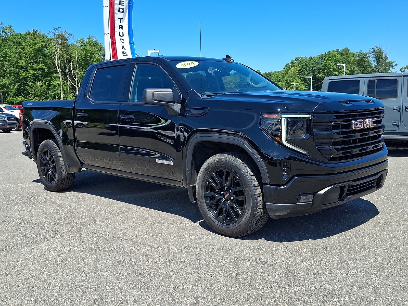 2024 GMC Sierra 1500 Elevation