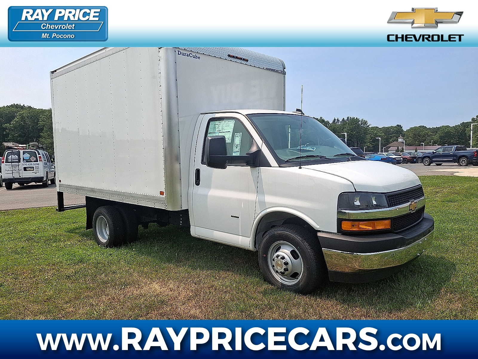 2026 Chevrolet Express Cutaway Base